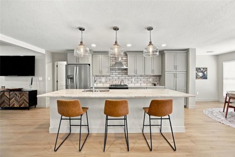 Casa en venta en Saint Petersburg, Florida, 3 dormitorios, 182.37 m2 № 2384054 - foto 17