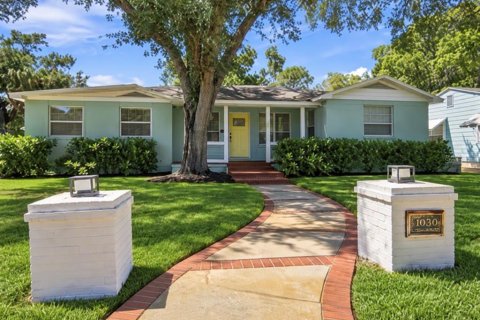 Casa en venta en Saint Petersburg, Florida, 3 dormitorios, 182.37 m2 № 2384054 - foto 2