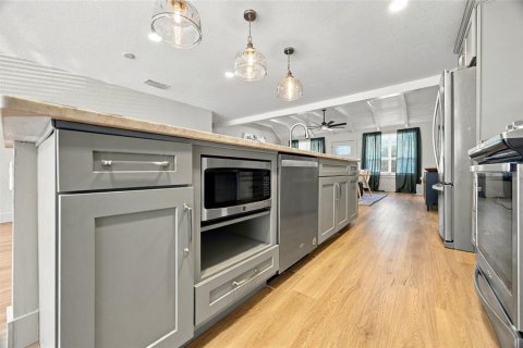 Casa en venta en Saint Petersburg, Florida, 3 dormitorios, 182.37 m2 № 2384054 - foto 18