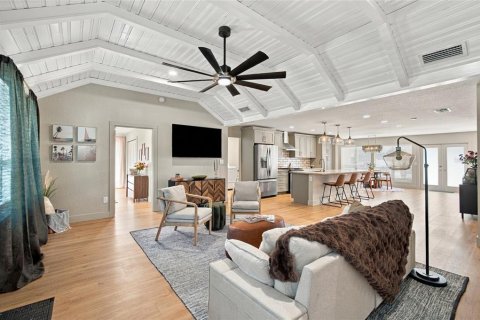 Casa en venta en Saint Petersburg, Florida, 3 dormitorios, 182.37 m2 № 2384054 - foto 12