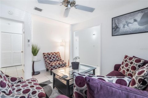 Condominio en venta en Altamonte Springs, Florida, 3 dormitorios, 153.57 m2 № 1567578 - foto 21