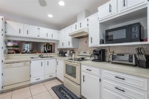 Condominio en venta en Altamonte Springs, Florida, 3 dormitorios, 153.57 m2 № 1567578 - foto 13
