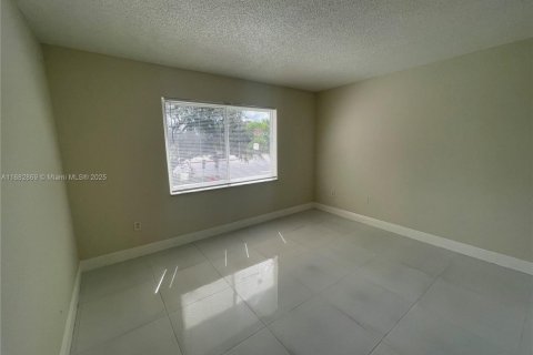 Купить кондоминиум в Санрайз, Флорида 2 спальни, 87.7м2, № 2016005 - фото 7