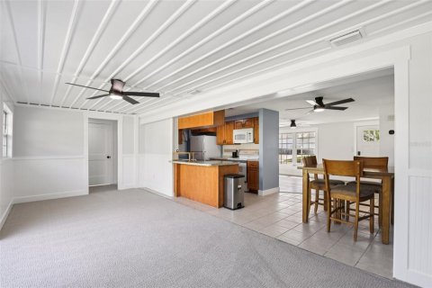 House in Port Charlotte, Florida 2 bedrooms, 114.08 sq.m. № 1813604 - photo 11