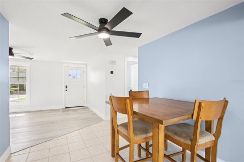 House in Port Charlotte, Florida 2 bedrooms, 114.08 sq.m. № 1813604 - photo 6