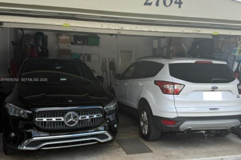 House in Davie, Florida 2 bedrooms, 116.69 sq.m. № 2042147 - photo 27