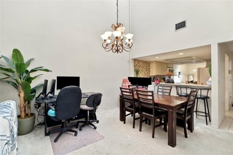 Villa ou maison à vendre à Bradenton, Floride: 3 chambres, 176.14 m2 № 2436769 - photo 13