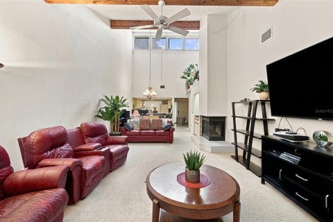 Villa ou maison à vendre à Bradenton, Floride: 3 chambres, 176.14 m2 № 2436769 - photo 8