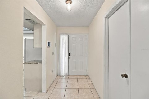 Villa ou maison à vendre à Bradenton, Floride: 3 chambres, 176.14 m2 № 2436769 - photo 6