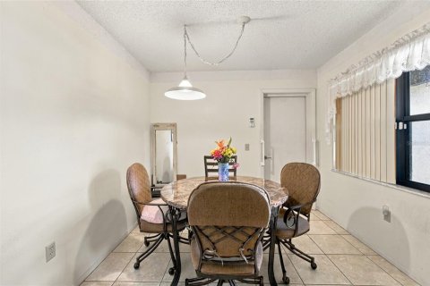 Villa ou maison à vendre à Bradenton, Floride: 3 chambres, 176.14 m2 № 2436769 - photo 18