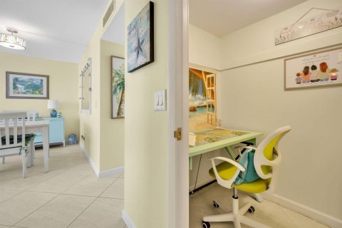 Condominio en venta en Pompano Beach, Florida, 2 dormitorios, 102.19 m2 № 2192566 - foto 14
