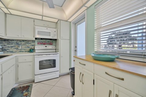 Condominio en venta en Pompano Beach, Florida, 2 dormitorios, 102.19 m2 № 2192566 - foto 15