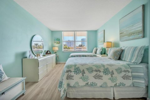 Condominio en venta en Pompano Beach, Florida, 2 dormitorios, 102.19 m2 № 2192566 - foto 9