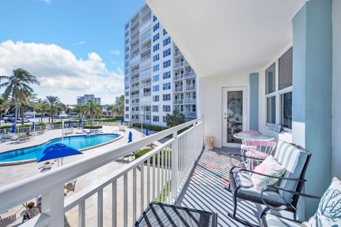 Condominio en venta en Pompano Beach, Florida, 2 dormitorios, 102.19 m2 № 2192566 - foto 28
