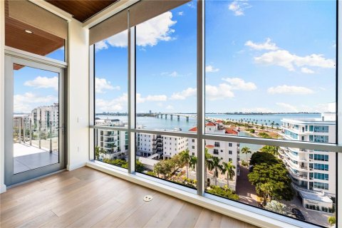 Condo in Sarasota, Florida, 4 bedrooms  № 2093138 - photo 25