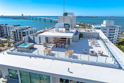 Condo in Sarasota, Florida, 4 bedrooms  № 2093138 - photo 6