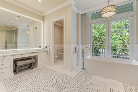 Casa en venta en Pinecrest, Florida, 8 dormitorios, 1080.08 m2 № 2033122 - foto 23