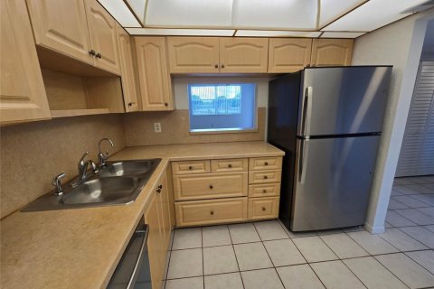 Купить кондоминиум в Маргит, Флорида 3 комнаты, 90.12м2, № 2153955 - фото 6
