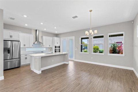 Villa ou maison à louer à Orlando, Floride: 3 chambres, 166.11 m2 № 2095382 - photo 4