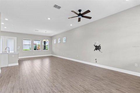 Villa ou maison à louer à Orlando, Floride: 3 chambres, 166.11 m2 № 2095382 - photo 10