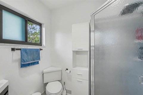 Casa en venta en Palmetto Bay, Florida, 3 dormitorios, 172.71 m2 № 2008504 - foto 13