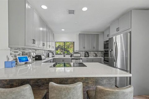 Casa en venta en Palmetto Bay, Florida, 3 dormitorios, 172.71 m2 № 2008504 - foto 7