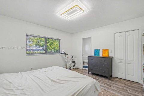 Casa en venta en Palmetto Bay, Florida, 3 dormitorios, 172.71 m2 № 2008504 - foto 12