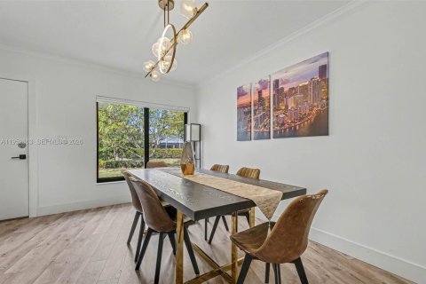 Casa en venta en Palmetto Bay, Florida, 3 dormitorios, 172.71 m2 № 2008504 - foto 8