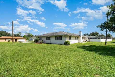 House in Palmetto, Florida 4 bedrooms, 240.8 sq.m. № 1911099 - photo 22