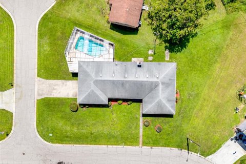 House in Palmetto, Florida 4 bedrooms, 240.8 sq.m. № 1911099 - photo 23