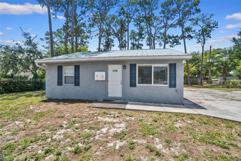 Propiedad comercial en venta en Greenacres, Florida № 1864869 - foto 7