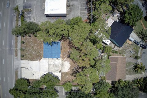 Propiedad comercial en venta en Greenacres, Florida № 1864869 - foto 29