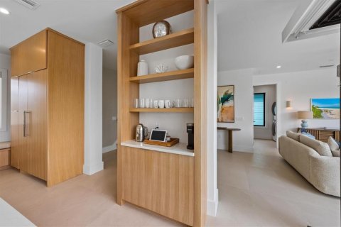 Villa ou maison à vendre à Holmes Beach, Floride: 4 chambres, 335.66 m2 № 2143550 - photo 18