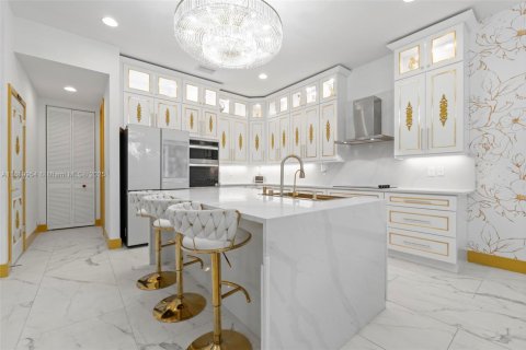 Villa ou maison à vendre à Davie, Floride: 5 chambres, 381.46 m2 № 1937646 - photo 13