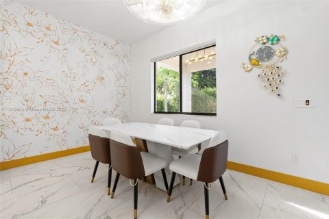 Villa ou maison à vendre à Davie, Floride: 5 chambres, 381.46 m2 № 1937646 - photo 18