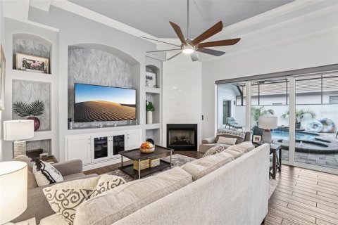 Casa en venta en Davenport, Florida, 4 dormitorios, 249.07 m2 № 1899009 - foto 10