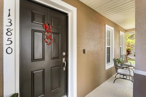 Casa en venta en Orlando, Florida, 4 dormitorios, 263.84 m2 № 2216316 - foto 2
