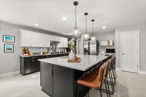 Casa en venta en Orlando, Florida, 4 dormitorios, 263.84 m2 № 2216316 - foto 14