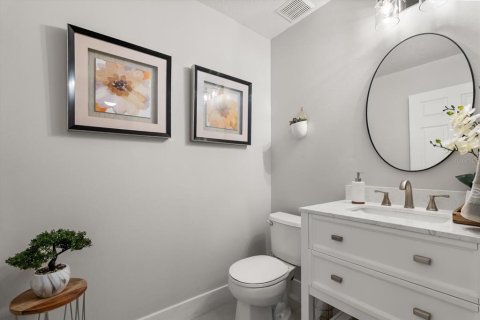 Casa en venta en Orlando, Florida, 4 dormitorios, 263.84 m2 № 2216316 - foto 17