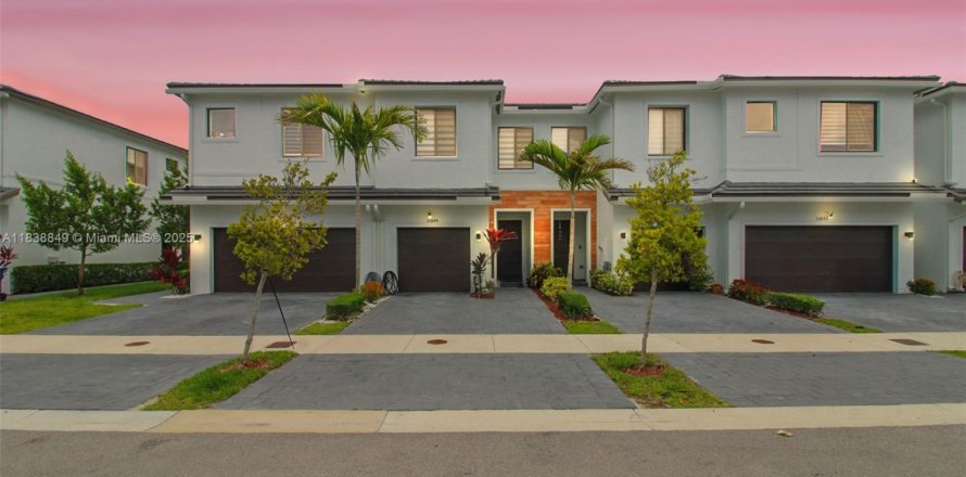 Touwnhouse à Homestead, Floride 3 chambres, 142.14 m2 № 1825613