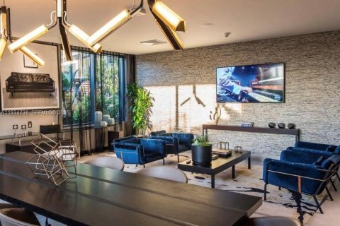 Condo in Miami, Florida, 1 bedroom  № 1994561 - photo 15