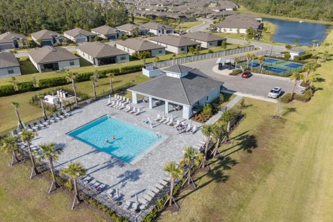 House in Port Charlotte, Florida 3 bedrooms, 205.96 sq.m. № 1802405 - photo 18