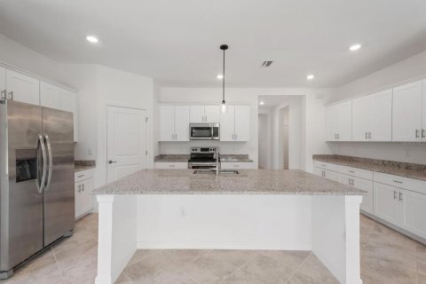 House in Port Charlotte, Florida 3 bedrooms, 205.96 sq.m. № 1802405 - photo 11