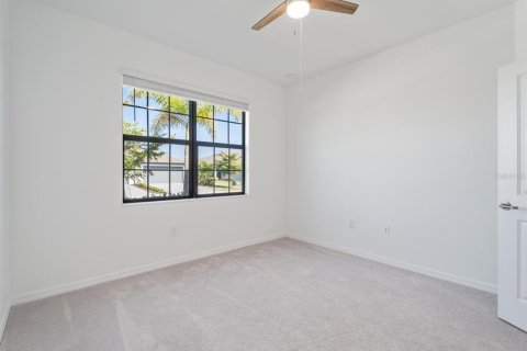House in Port Charlotte, Florida 3 bedrooms, 205.96 sq.m. № 1802405 - photo 29