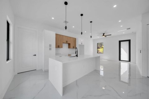 Casa en venta en Lehigh Acres, Florida, 3 dormitorios, 98.2 m2 № 2166655 - foto 8