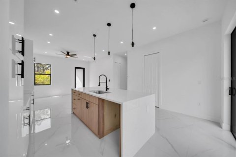 Casa en venta en Lehigh Acres, Florida, 3 dormitorios, 98.2 m2 № 2166655 - foto 9