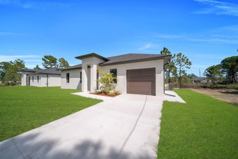 Casa en venta en Lehigh Acres, Florida, 3 dormitorios, 98.2 m2 № 2166655 - foto 3