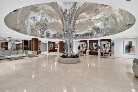 Copropriété à vendre à Miami Beach, Floride: 2 chambres, 152.82 m2 № 2406070 - photo 14