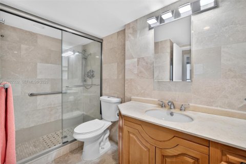 Copropriété à vendre à Miami Beach, Floride: 2 chambres, 152.82 m2 № 2406070 - photo 10