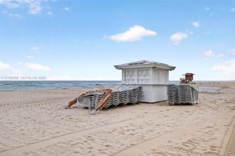 Copropriété à vendre à Miami Beach, Floride: 2 chambres, 152.82 m2 № 2406070 - photo 21